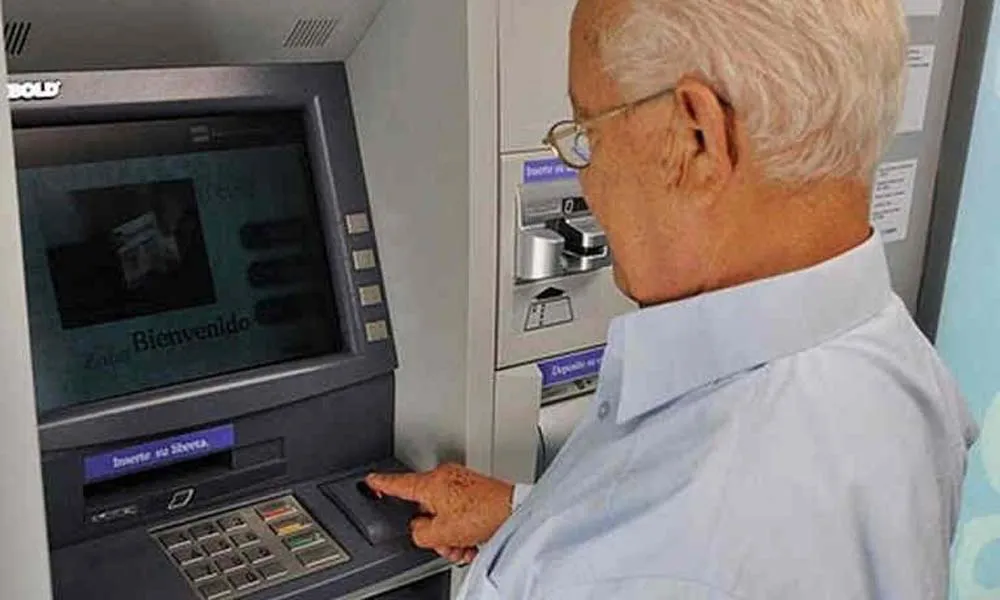 Jubilados hospitales y el relato que se cae cuando los que callaban ahora lloran